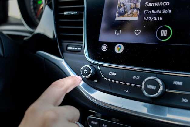 Настройка начальных параметров на магнитоле без внешних устройств